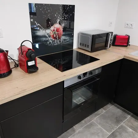 Les Abeilles Du Mont D'or Casa de Férias *