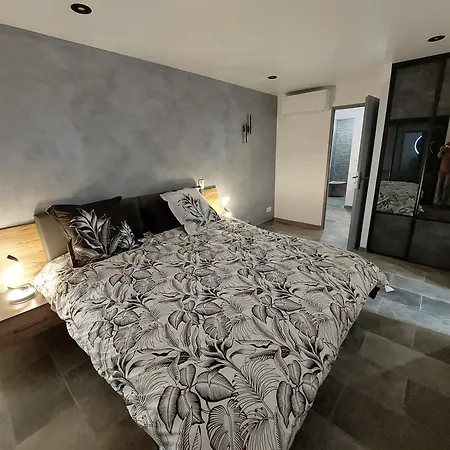 Hébergement de vacances Les Abeilles Du Mont D'or *