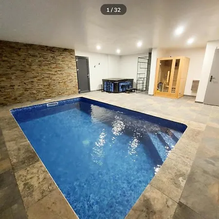 Les Abeilles Du Mont D'or مانوسك